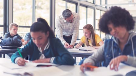 5 Tips for Scoring College Scholarships