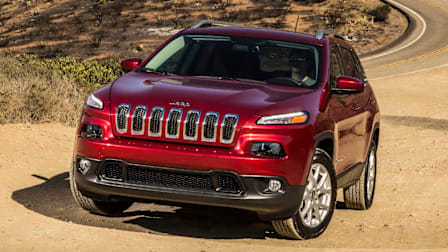 Jeep Cherokees Are Recalled Because They May Lose Power or Not Go Into Park
