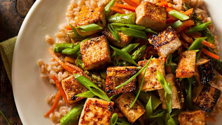 Protein Alternatives Can Help You Cope With the Meat Shortage