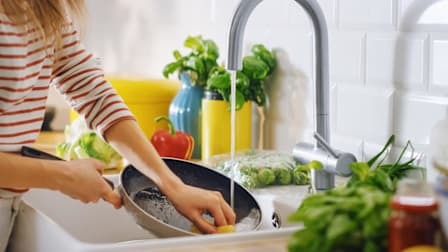 How Not to Ruin Your Nonstick Pan