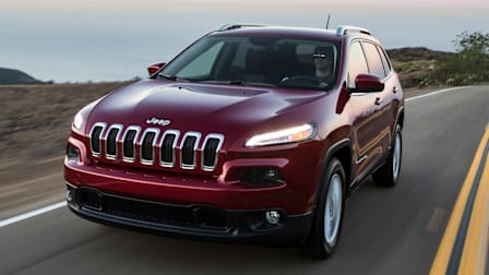 2016 Jeep Cherokee driving