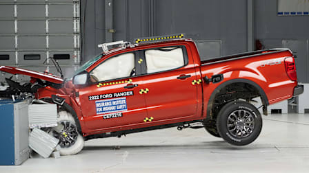 IIHS moderate overlap frontal crash test Ford Ranger