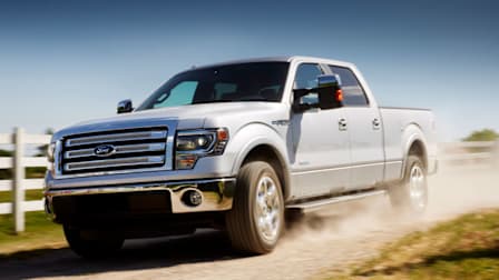 2014 Ford F-150 Lariat driving