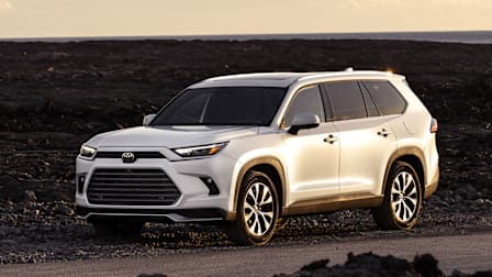 2024 Toyota Grand Highlander in dirt