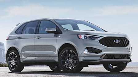 2021 Ford Edge front, static