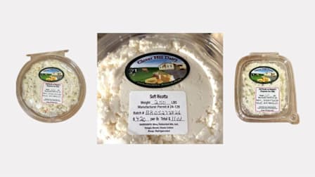 Clover Hill Dairy Farm Soft Ricotta and Soft Ricotta w/Jalepeno's (Requeson Con Chile)