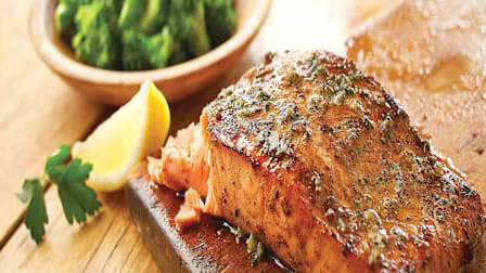 How to Eat Healthier at Restaurant Chains