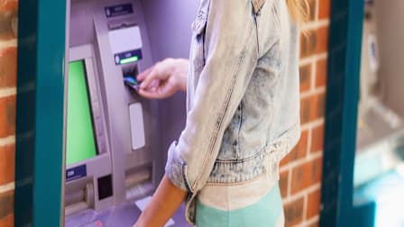 Opening a Student Checking Account for Your Teen Is a Smart Money Move