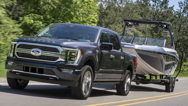Ford F-150 Limited towing a boat