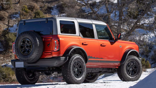 2022 Ford Bronco Wildtrak rear in snow