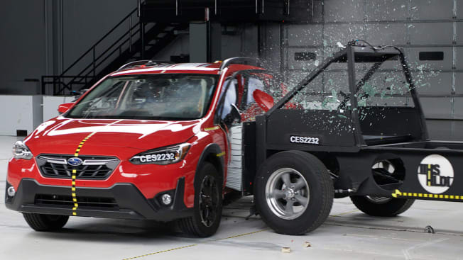 Subaru Impreza in new IIHS side crash test