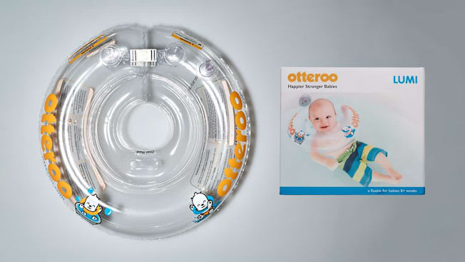 Otteroo Lumi baby neck floatie and box