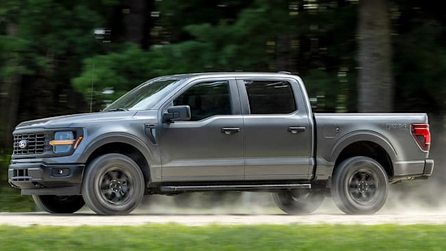 2024-2025 Ford F-150 STX driving