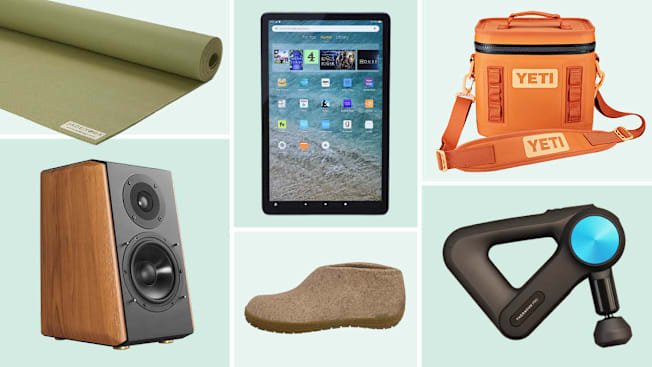 Jade Yoga travel mat, Kindle, Yeti cooler, Samsung speaker, Glerups slipper, Theragun