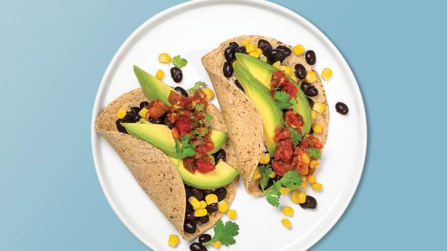 Two tacos on a plate
