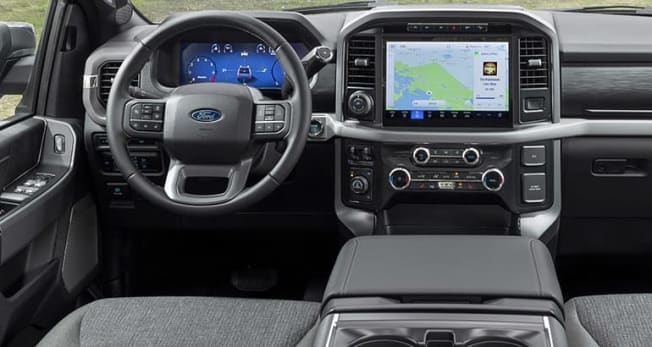 2024 Ford F-150 XLT interior