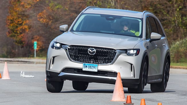 2024 Mazda CX-90 PHEV in the accident avoidance test