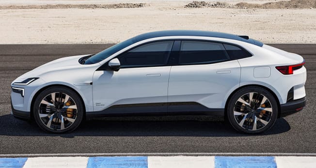 2025 Polestar 4, side, on track