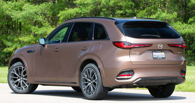 2025 Mazda CX-70 rear static