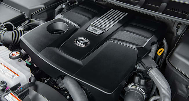 2022 Lexus LX engine