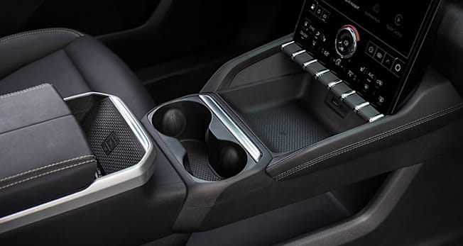 2025 GMC Terrain Elevation center console