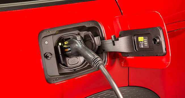 2025 Mini Countryman EV charger