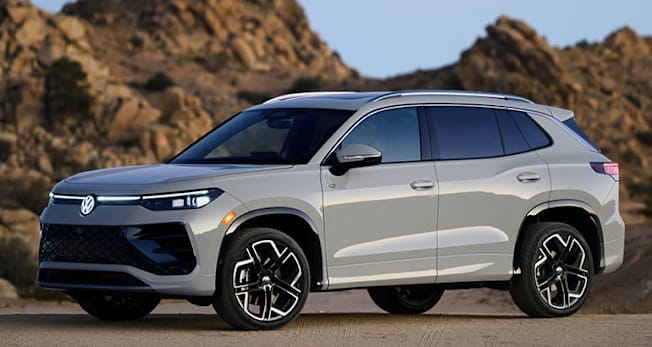 2025 Volkswagen Tiguan front static