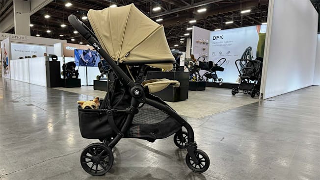 DFY stroller at ABC Expo