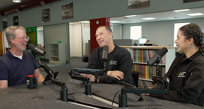 Talking Cars Episode 475 panel