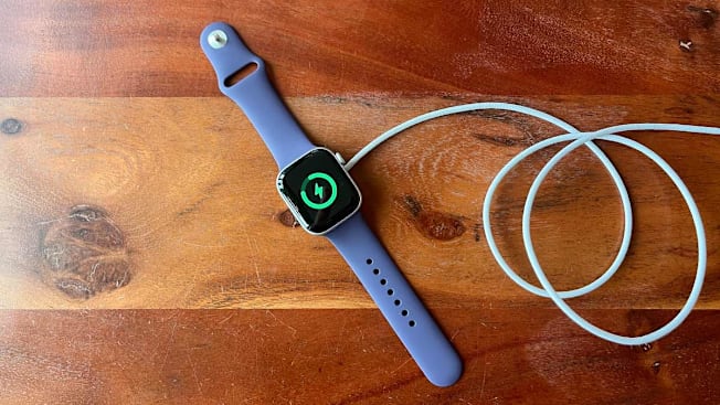 New Apple Watch Series 11 charging