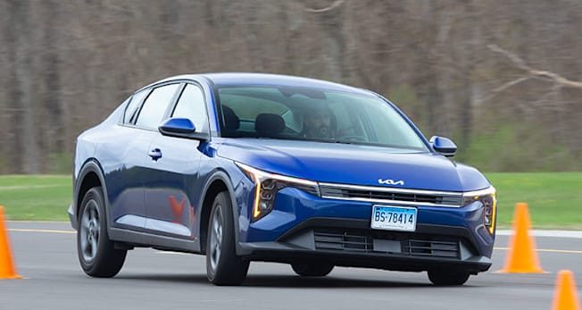 2025 Kia K4 sedan going through the accident avoidance test