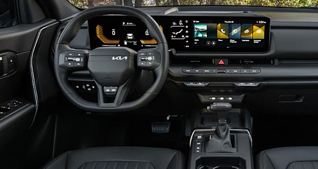 2027 Kia Seltos interior