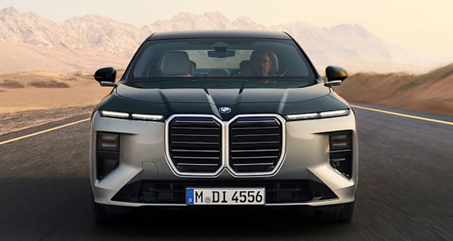 2027 BMW 7 Series grille