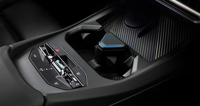 2027 BMW 3 Series center console
