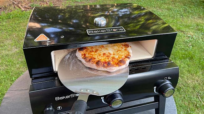BakerStone Original Series Portable Gas Pizza Oven Box cover