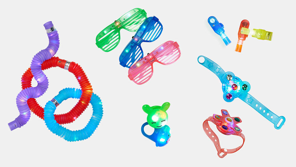 Cokoka LED Light up Finger Lights, Zaaaslsm LED Glow Glasses, Maegawa LED Light Up Fidget Spinner Bracelets, Kannove Light Up Pop Tubes, and Wakestar Light Up Bumpy Rings