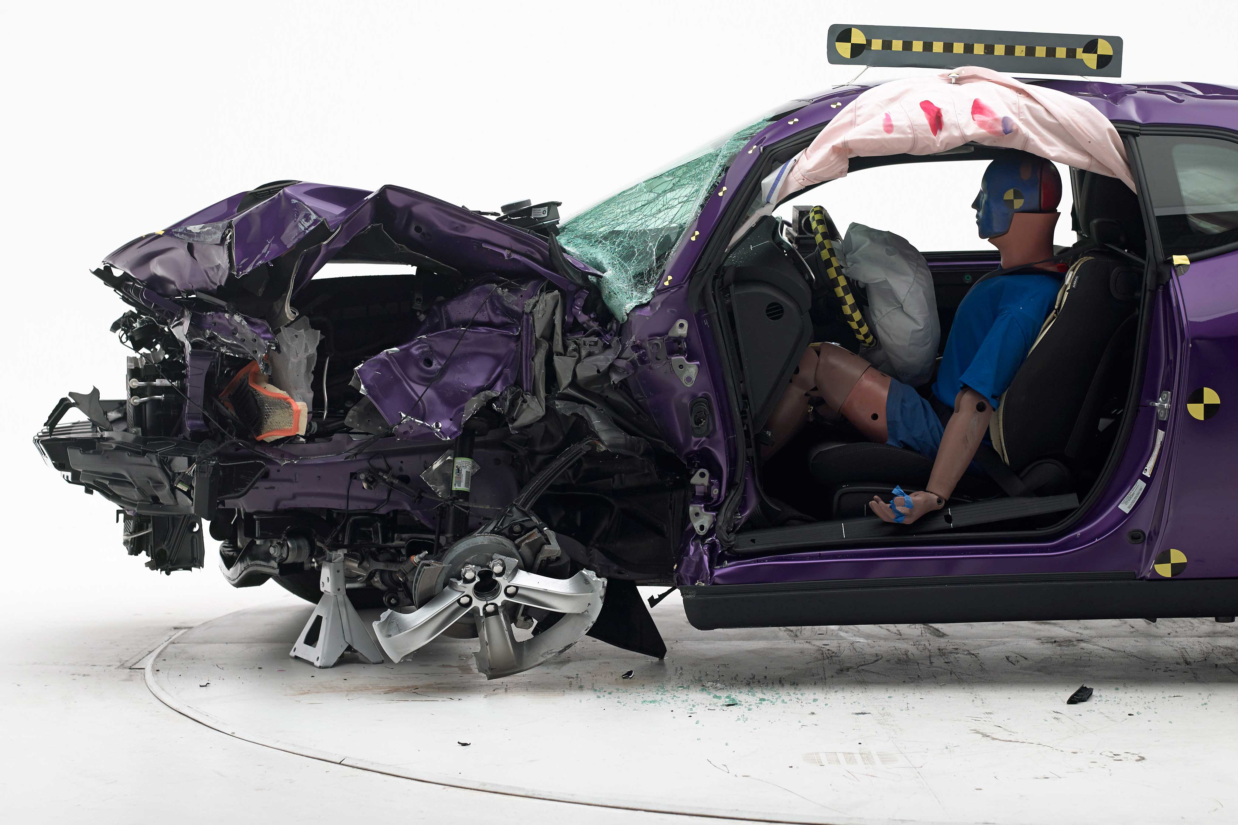 Dodge challenger crash test