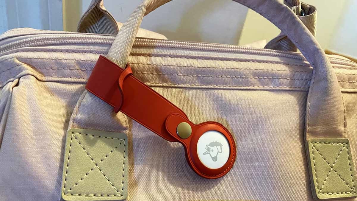 First Look: Apple AirTag - Vimarsana News