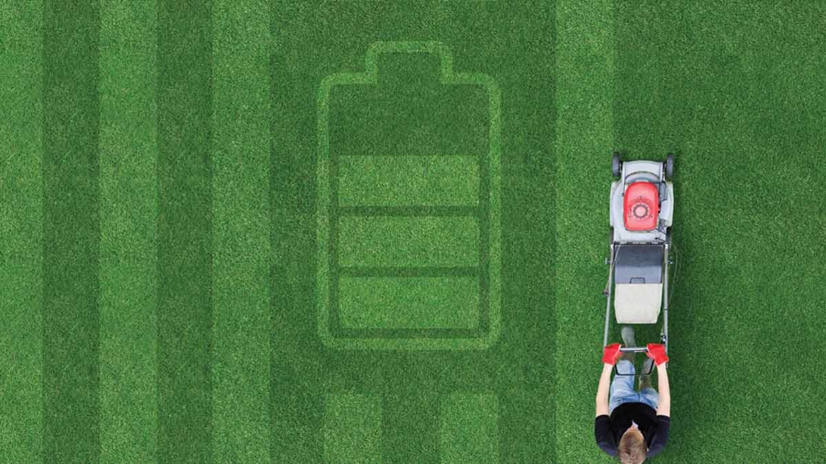 5 Reasons to Choose Battery-Powered Lawn Tools - Vimarsana News