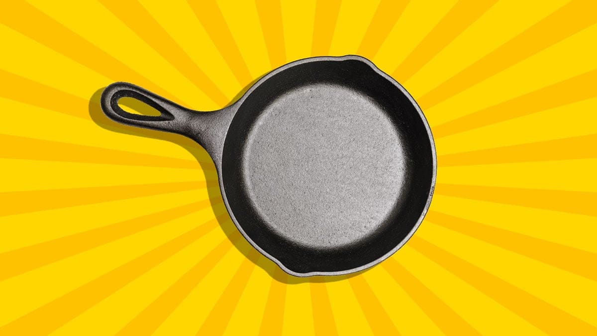 How Should You Clean a CastIron Skillet? Consumer Reports